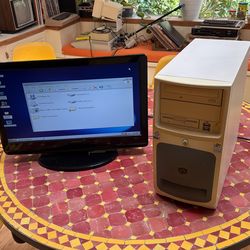 Gateway Vintage computer P4 1.6 Ghz, 512 Mb, Nvidia GeForce 2, 2x40 Gb HDD Win XP Works