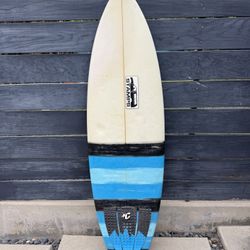 Stamps surfboard 5’10 FCS