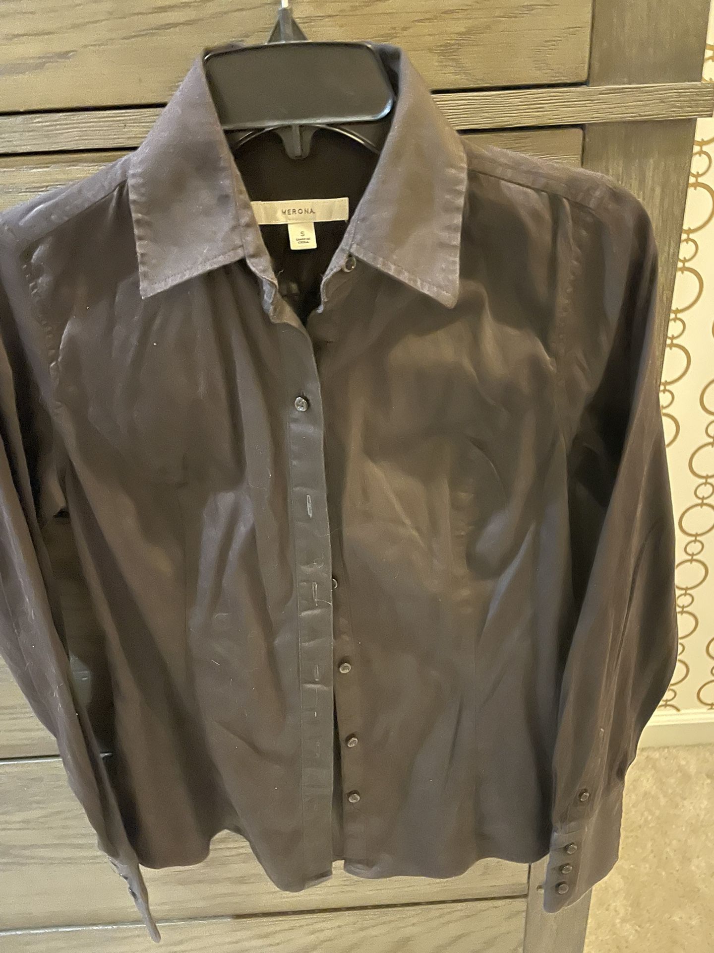 Women’s Long Sleeve Button Down Shirt 