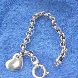 925 Bracelet.7.5 In Long. 23 GM Heart Bracelet
