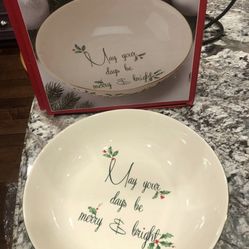 Lenox Holiday Bowl And Spatula