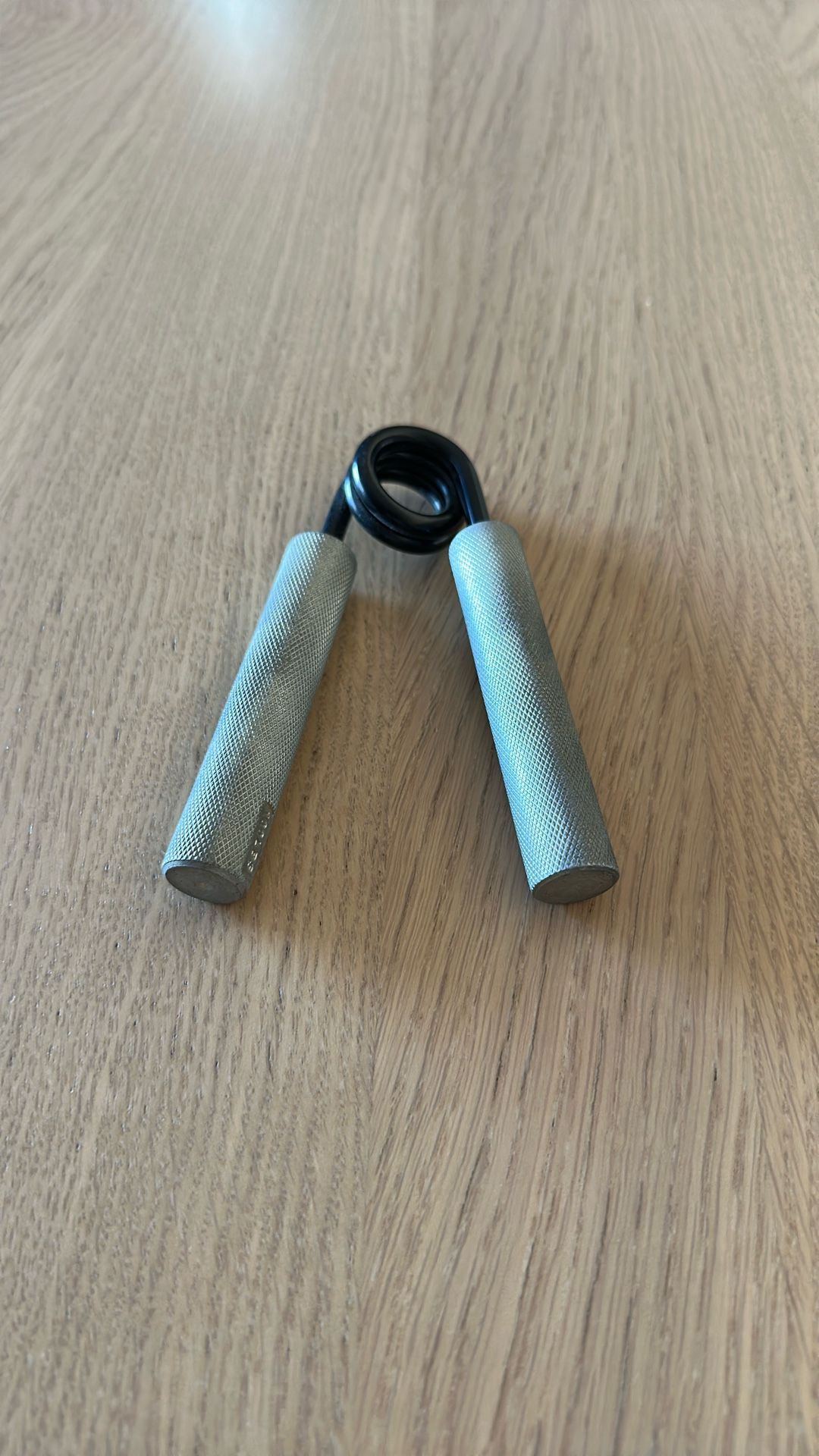 100lb Resistance Hand Grip