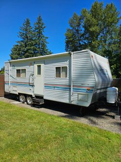 2001 Mallard Travel Trailer