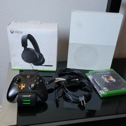 Xbox One S 1tb All accessories Included $120