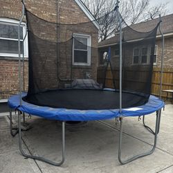 10 Foot Trampoline $100