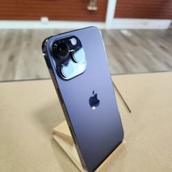 Brand New Unlocked IPhone 14 Pro Max ( Deep purple )