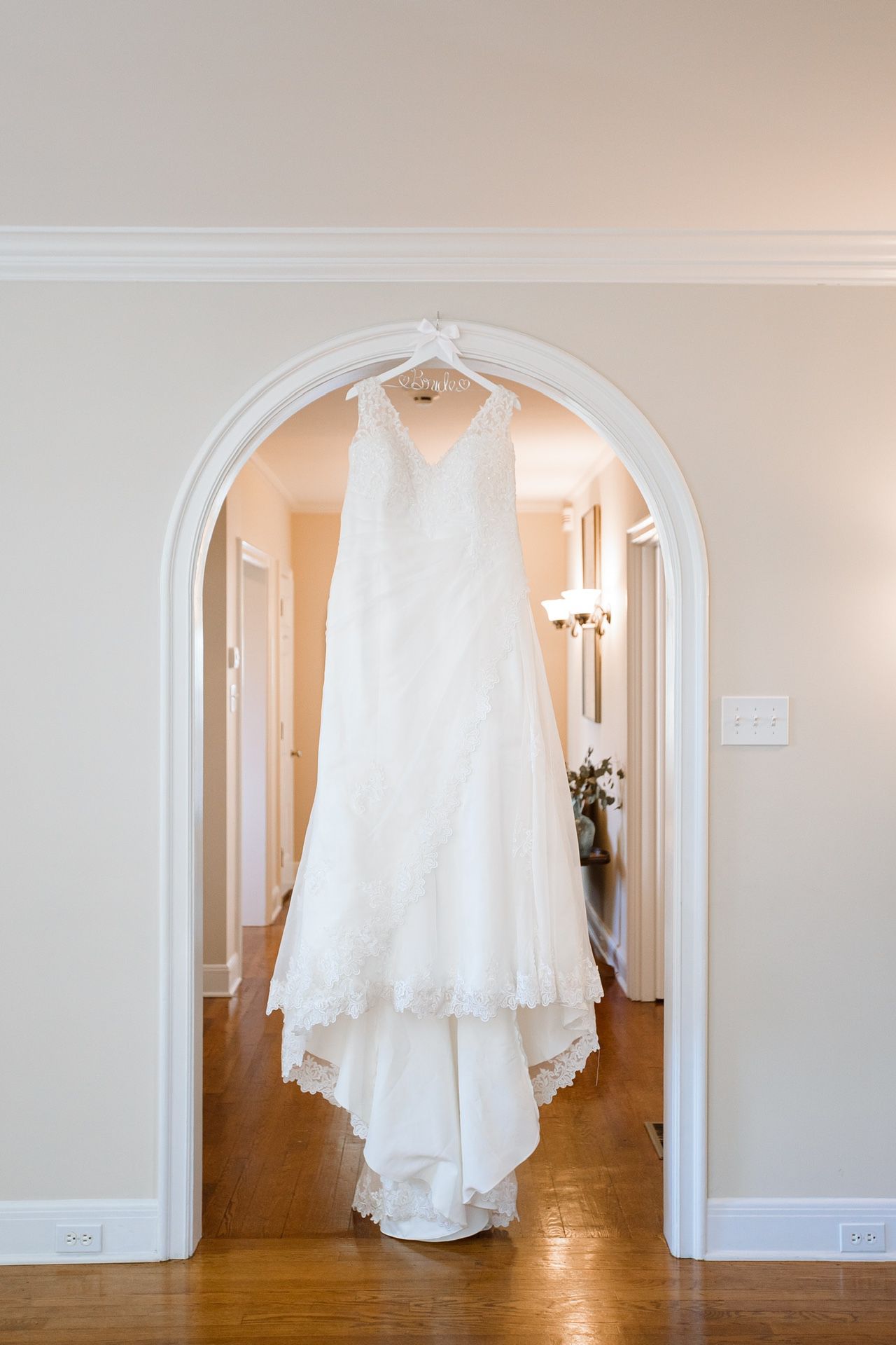 Justin Alexander Wedding Dress-Ivory-Size 18