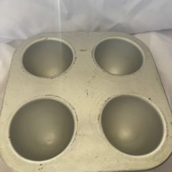 Mini Wonder Doll Pan 4-Cavity By Wilton