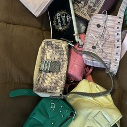Decluttering Purses ! Send Offers :) Willing To Meet Halfway 