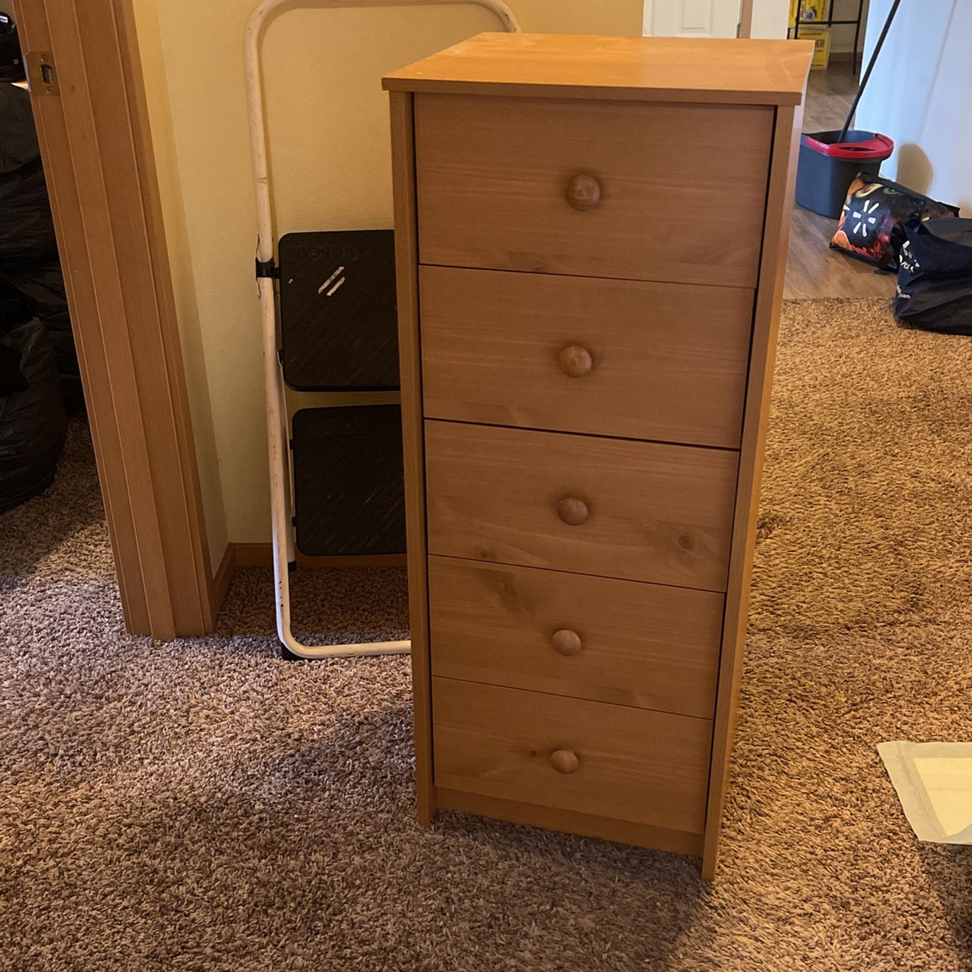 Small Dresser 
