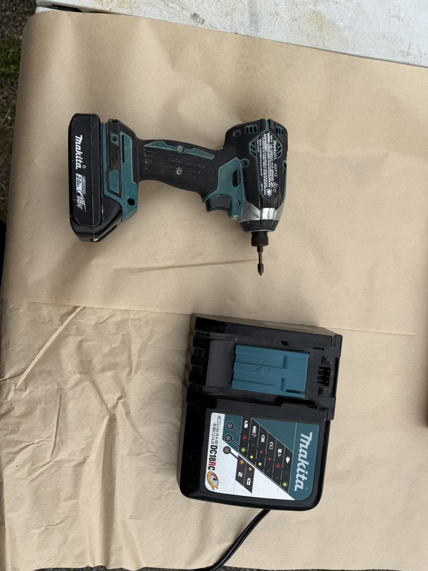 Makita 18V LXT Brushless Impact Driver kit