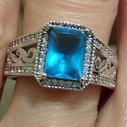 Very Beautiful New London Blue Topaz Size 6 Sterling Silver Ring! 💍💙