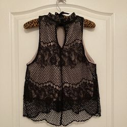 Black Lace Knit Top Beige Lined SZ Large  By Love Fire New Keyhole Opening On The Back