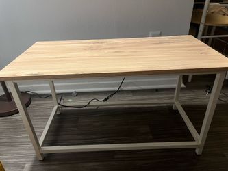 Small White/Beige Coffee Table