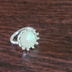 LADIES NEW SIZE 6 RAINBOW 🌈 MOONSTONE  TRENDY RING BLOWOUT SALE