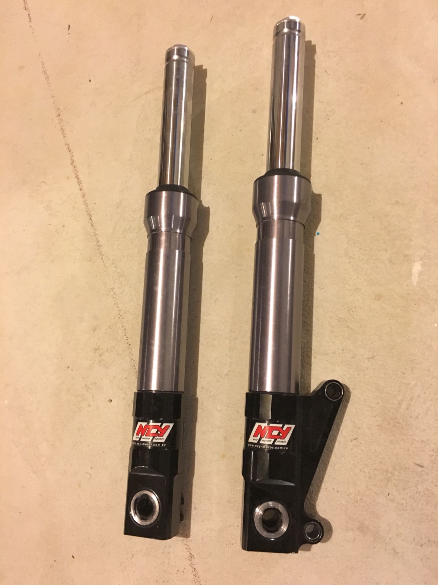 Honda Ruckus NCY front forks