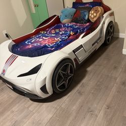 CILEK Race Car. Twin Bed 