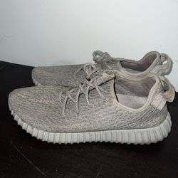 Yeezy Moonrock 