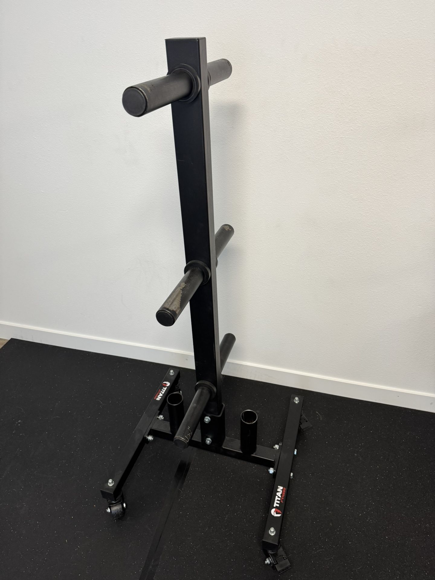 Titan Fitness Portable Weight Plate And Barbell Storage Tree