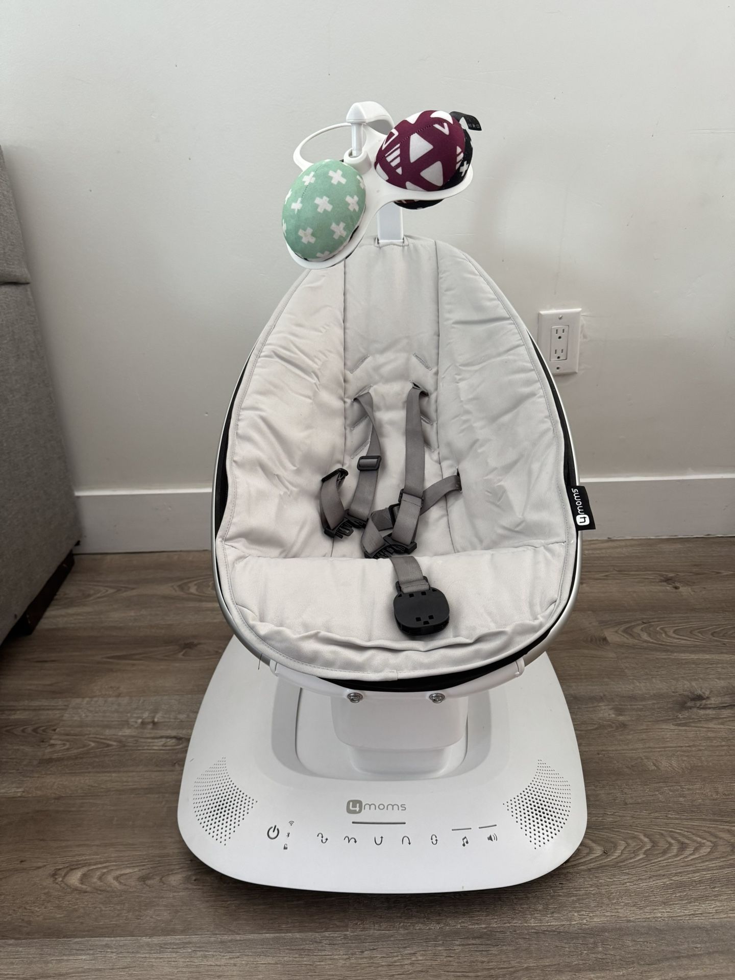 MamaRoo By 4Moms