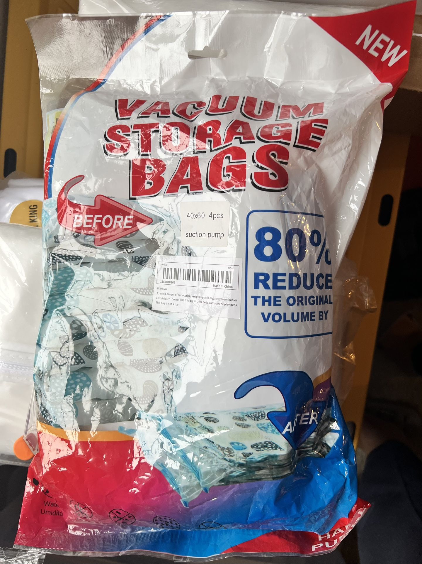 2 of Vacuum Storage Bag & 3 of coat wardrobe pocket