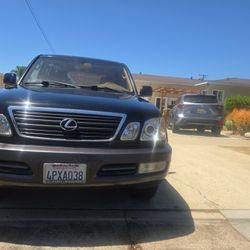 2001 Lexus LX 470