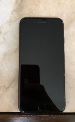 iPhone 7 128 GB - unlocked - with tech 21 case