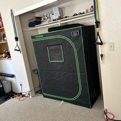 Grow Tent. 
