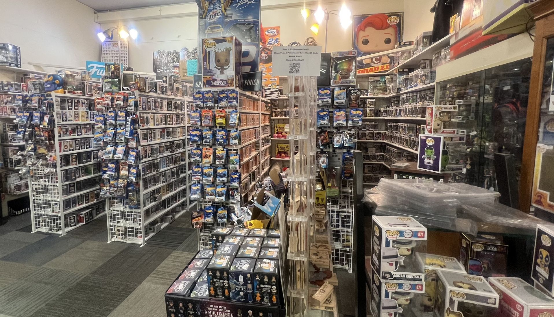 Holiday Gifts, Toys, Sports, Action Figures, Pops, Funko, Comic Books, NBA, NFL, MLB, Hot Wheels, Cars, Wwe, Wrestling