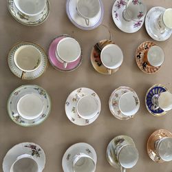 Large lot of 19 Teacups &Saucers