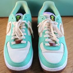 Nike Women's Air Force 1 '07 LX "Happy Pineapple" Size 9