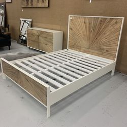 White Pattern Front Queen Bed 