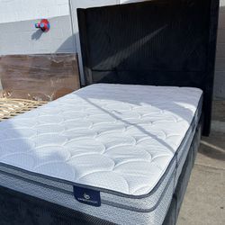 Queen Bed Frame With Mattress 