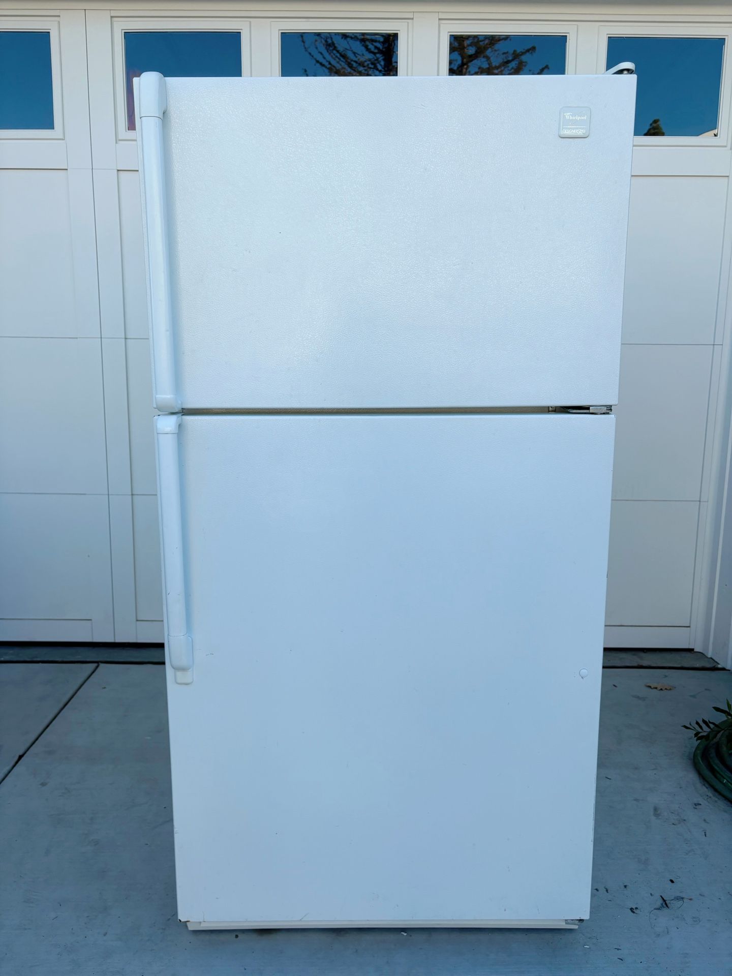 Whirlpool Large Capacity Refrigerator With Great Working Condition