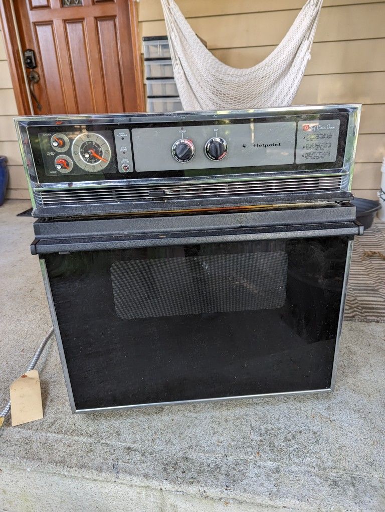 Free Vintage Hotpoint Wall Oven Working