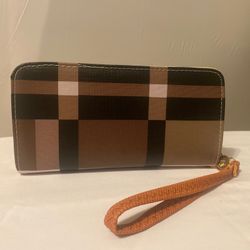 NWT Clutch / Wristlet