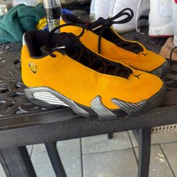 Jordan 13 6.5 Y Used