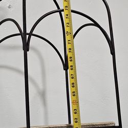 Metal shelf with removable tiles