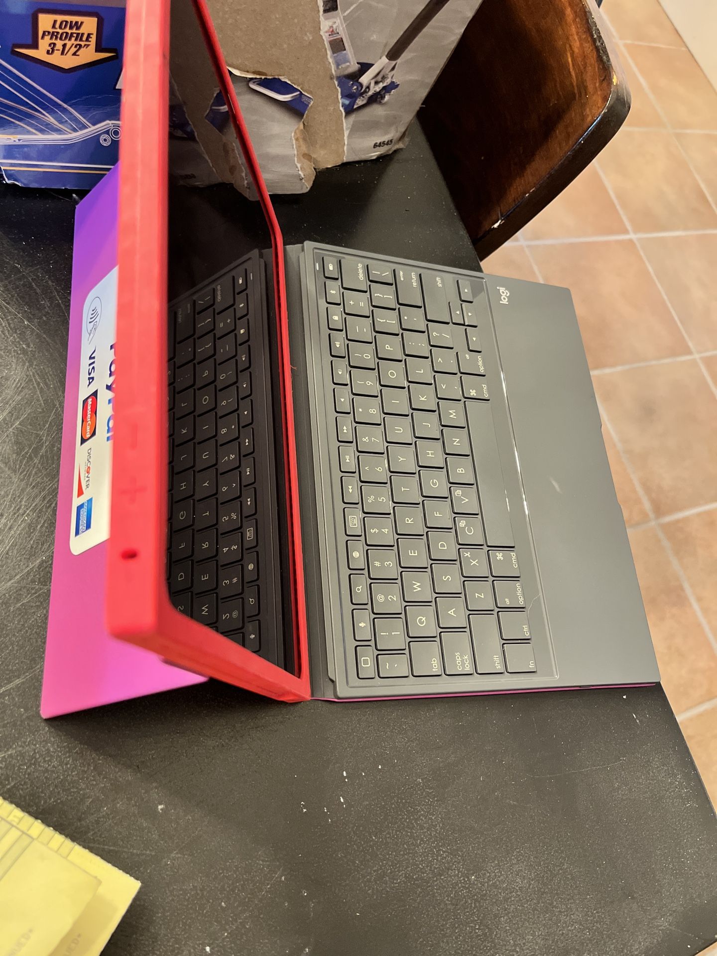iPad And Keyboard And Case