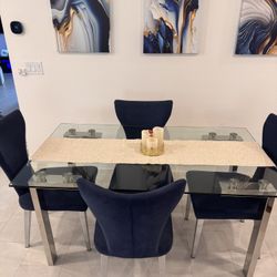 Modern Glass Dining Table Set – Excellent Condition