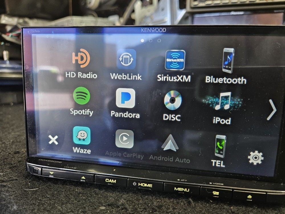Kenwood DDX9905S 6.75" DVD Touchscreen Receiver w/Apple CarPlay and