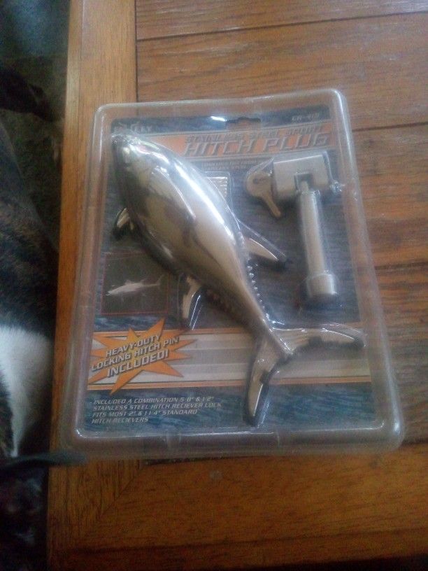 Bully Stainless Steel Sport Hitch Plug