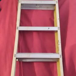 Ladder 8 Feet