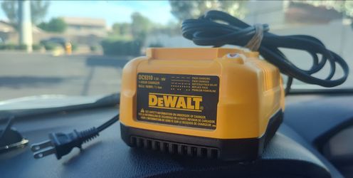 DeWalt Fast Charger DC9310 7V-18V Fast 1 hour charger