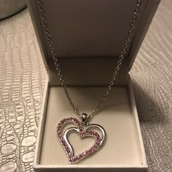 Stunning pink stone Heart Necklace only 40$