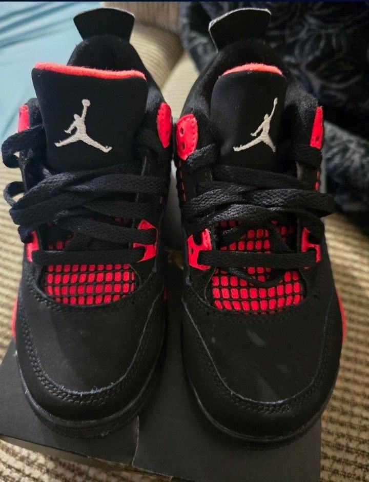 Jordan 4 Size 11c