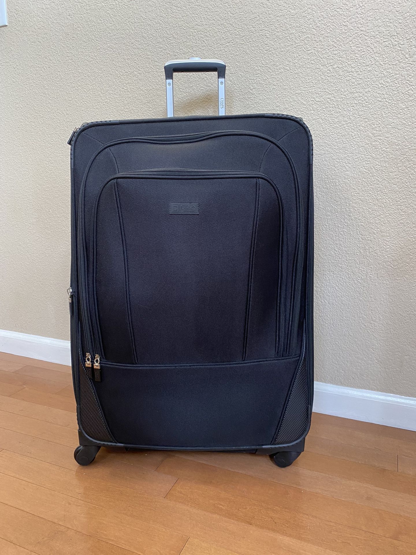 Chaps By Ralph Lauren Luggage Large for Sale in Elk Grove, CA - OfferUp