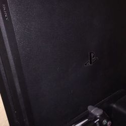 PS4 PRO 1TB