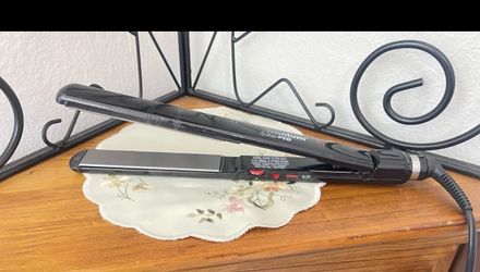 BaByliss PRO Titanium Flat Iron Hair Straightener, 1in, 450°F, Black