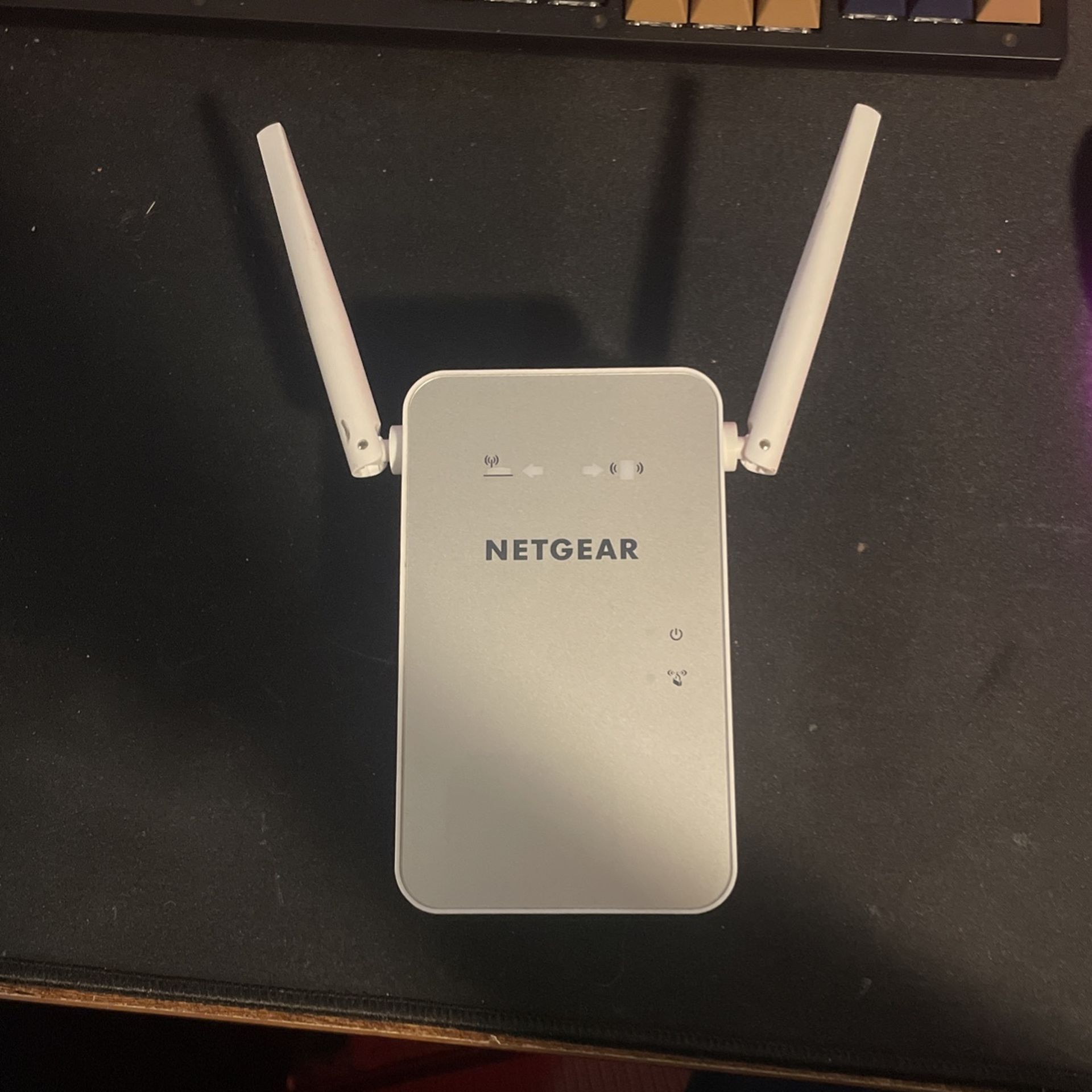 Net gear Wireless Extender 